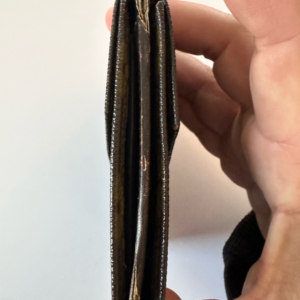 Louis Vuitton Monogram Compact Wallet - Authentic - Picture 13 of 16
